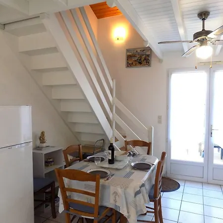 Augustin - Maison Mitoyenne Avec Sa Piscine Privee - 6 Personnes