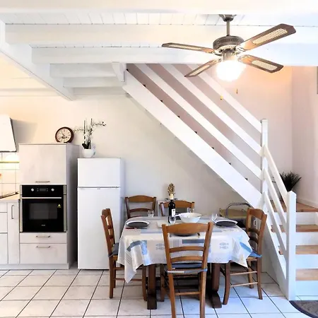 Villa Augustin - Maison Mitoyenne Avec Sa Piscine Privee - 6 Personnes