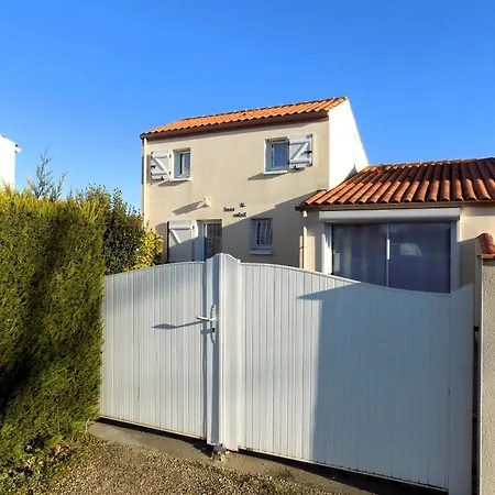 Augustin - Maison Mitoyenne Avec Sa Piscine Privee - 6 Personnes