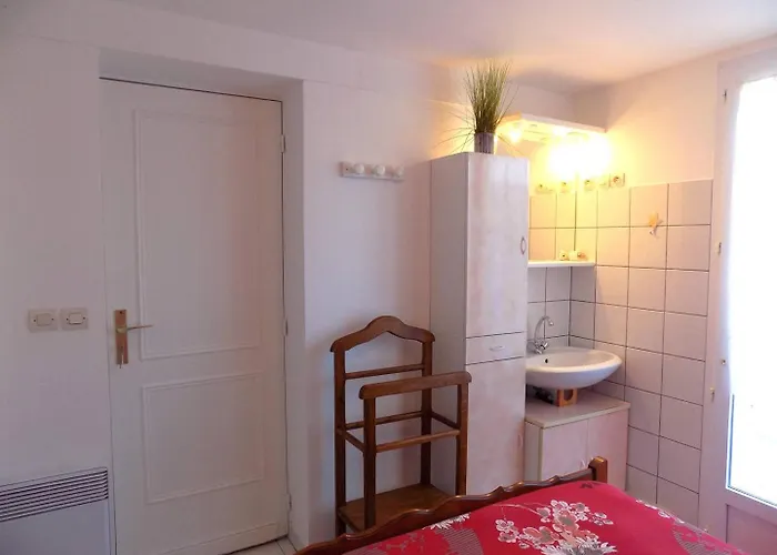 Villa Augustin - Maison Mitoyenne Avec Sa Piscine Privee - 6 Personnes